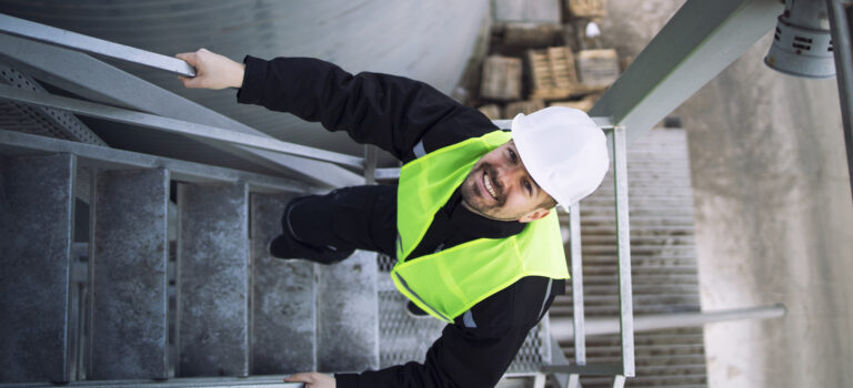 Importance de l&rsquo;information et de la formation préalables des salariés pour les chutes de hauteur